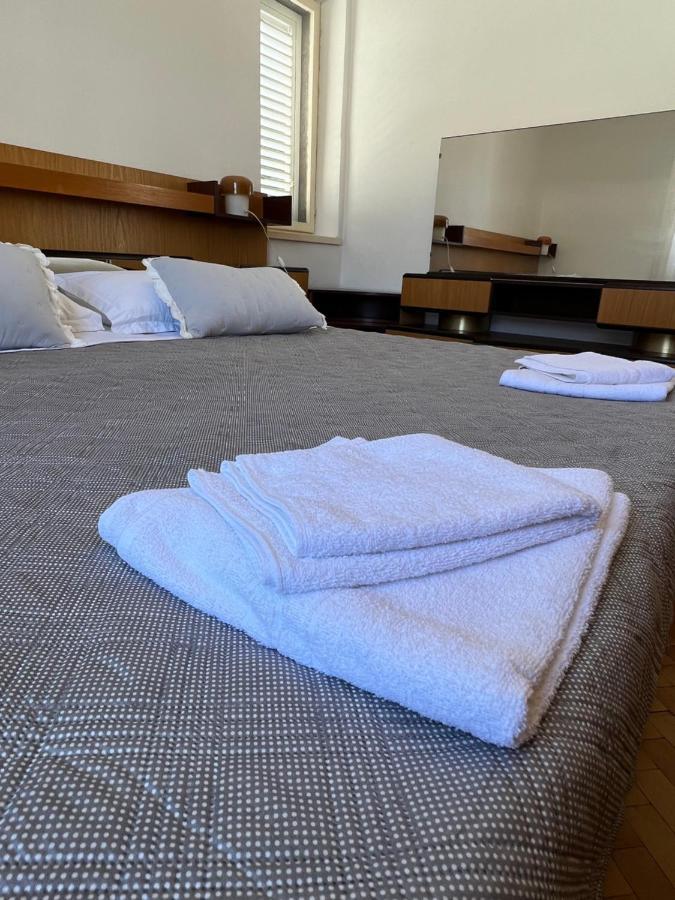 Apartment Ana, Free Garage Parking Šibenik Eksteriør bilde