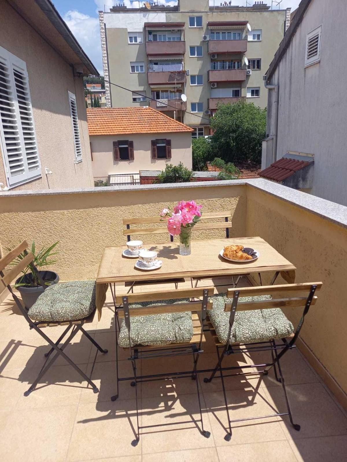 Apartment Ana, Free Garage Parking Šibenik Eksteriør bilde